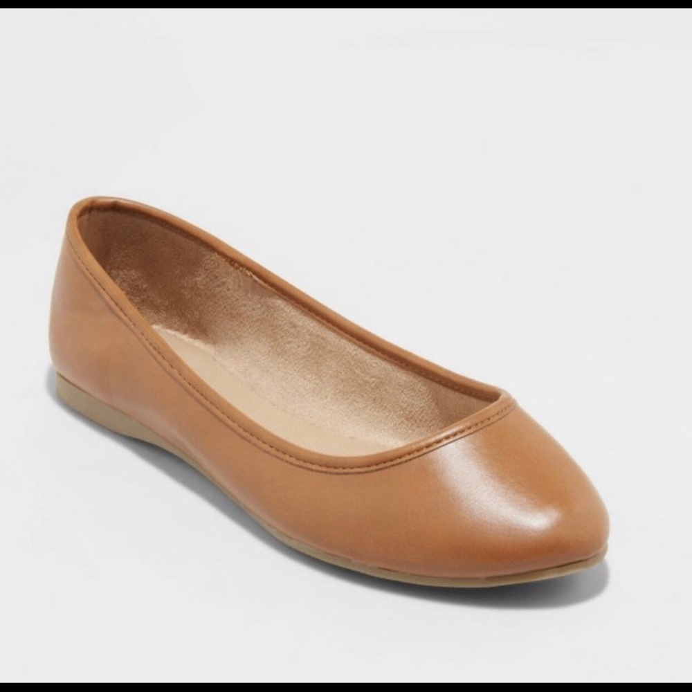 Ballet faux letter round toe flat